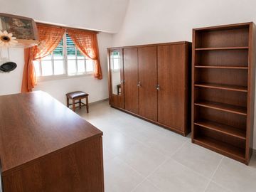CASA EN VENTA LOS HORNOS - LA PLATA