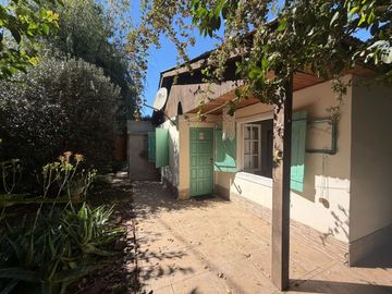 VENTA CASA 3 AMB CON JARDIN PILETA GRAL RODRIGUEZ