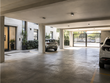 Prov., Bustos / Los Leones / Arriendo estacionamiento