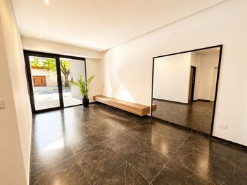 VENTA |MONOAMBIENTE A ESTRENAR CON BALCÓN Y VISTA PANORÁMICA | LINIERS