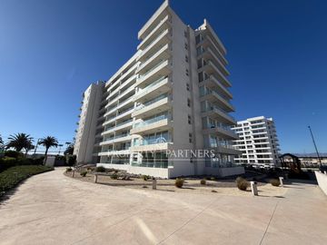 Arriendo Moderno Departamento Amoblado en Condominio Puerto Serena