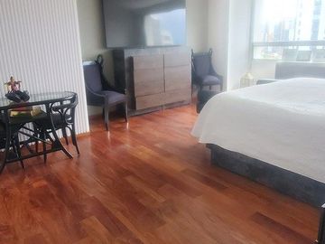 Renta en Bosque Real, 3 recamaras remodelado al 100%