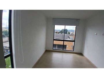VENDO APARTAMENTO ESQUINERO  CON CLUB HOUSE EN CAJICA