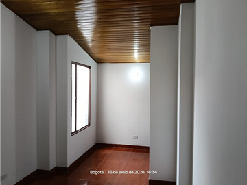 Apartamento Dúplex en Venta en Torrealmenar