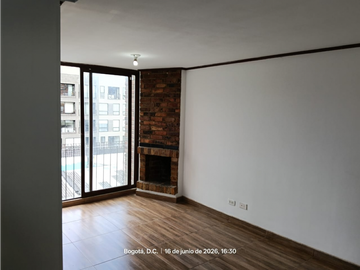 Apartamento Dúplex en Venta en Torrealmenar