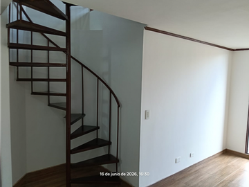 Apartamento Dúplex en Venta en Torrealmenar