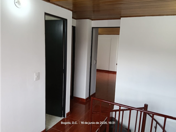 Apartamento Dúplex en Venta en Torrealmenar