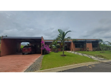 Casa campestre en condominio para la venta en Pueblito Cafetero!!!