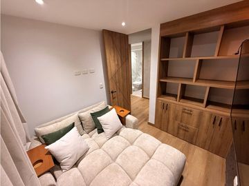 SE VENDE HERMOSO APARTAMENTO NUEVO, REMODELADO Y AMOBLADO
