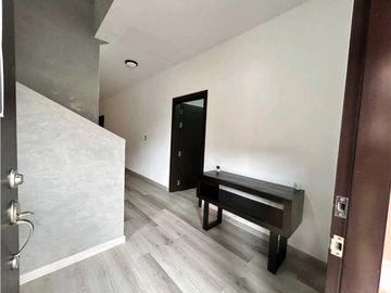VENTA DE CASA DUPLEX EN PH EL DORAL - COSTA SUR