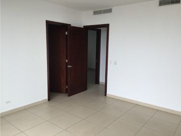 SE VENDE EN PH DUPONT - PUNTA PACIFICA - MODELO 01 - VISTA AL MAR