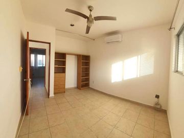 Casa en Venta o Renta en Villas del Arte