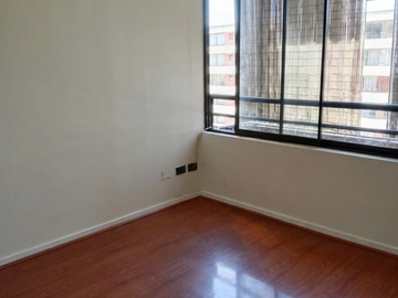 PRECIOSO DEPARTAMENTO A PASOS DE ROTONDA ATENAS