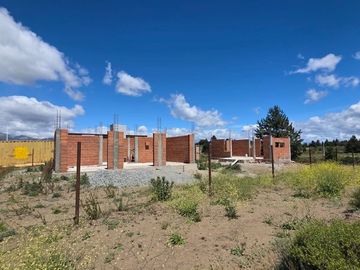 Oportunidad casa en construcción en Bariloche