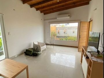 CASA EN ALEJANDRO KORN