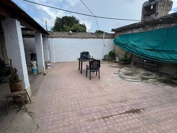 CASA EN VENTA - 2 DORMITORIOS -B° JOSÉ I. DIAZ 1A