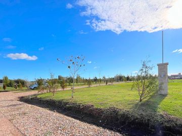 LOTE EN VENTA BARRIO ESTILO CAMPO CANNING
