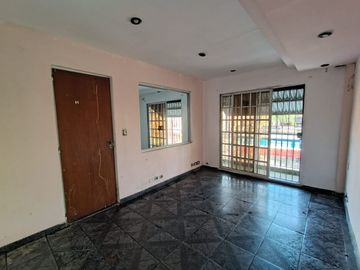 VENTA BLOQUE GALPON +LOCALES+VIVIENDA MERLO