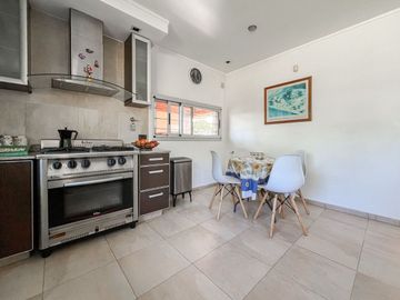 CASA EN VENTA PUNTA LARA 3 DORMITORIOS
