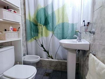 CASA+DPTO IND- IDEAL 2 FLIAS O RENTA- COCH Y FONDO