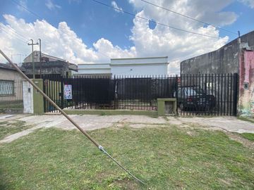 CASA 3 AMBIENTES VENTA CIUDADELA