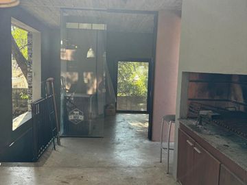 CASA 2 DORMITORIOS Y DPTO. VILLA ALLENDE