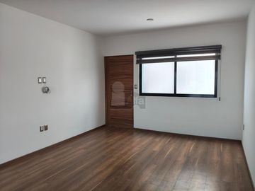 Departamento en Renta en Loma Alta, a una cuadra de Av. Sierra Leona