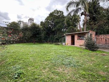 VENTA CASA 4 DORM - B° LOS PERALES