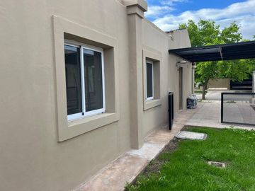 casa en venta a estrenar en lujan barrio privado