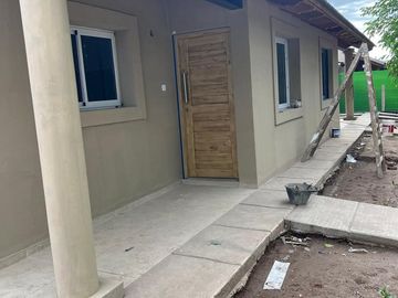 casa en venta a estrenar en lujan barrio privado