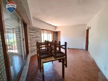 Venta PH con balcones y terraza en Villa Ballester