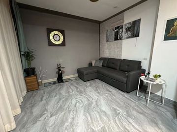 Spacious Renovated 1-Bedroom Condo in Arisara Place, Bophut