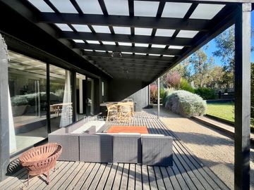 Oportunidad | casa amoblada | Condominio sector sur Maitencillo