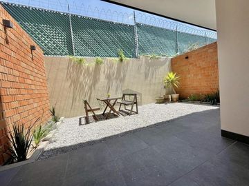 Casa en condominio en venta en Santa María Magdalena Ocotitlán, Metepec, México