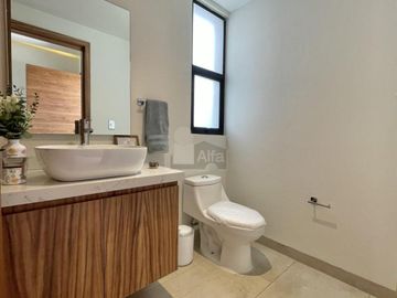Casa en condominio en venta en Santa María Magdalena Ocotitlán, Metepec, México