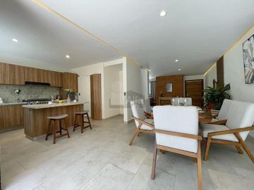 Casa en condominio en venta en Santa María Magdalena Ocotitlán, Metepec, México