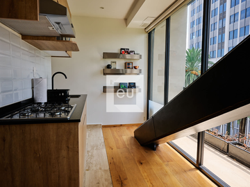 Loft en VENTA con terraza cerca del Monumento a la Revolución