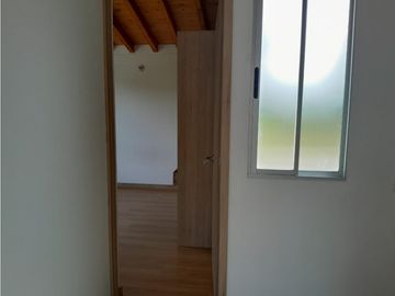 CASA UNIFAMILIAR EN ARRIENDO EN EL MUNICIPIO DE LA CEJA.