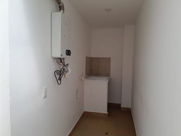 CASA UNIFAMILIAR EN ARRIENDO EN EL MUNICIPIO DE LA CEJA.