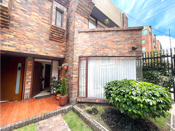Casa con gran potencial en San Patricio | 194 m²