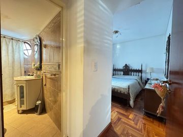 VENTA CASA 4 AMB DUPLEX PATIO PARRILLA FLORESTA