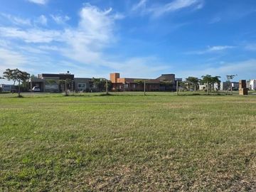 LOTE EN VENTA BARRIO SAN SEBASTIAN ZELAYA ESCOBAR