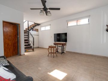 VENTA CASA PUEBLO ESTHER