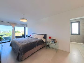 CASA EN VENTA BARRIO PUERTOS-MARINAS AL AGUA