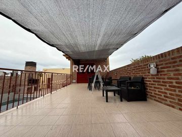 Casa 3 dormis + local + galpon en venta Neuquen