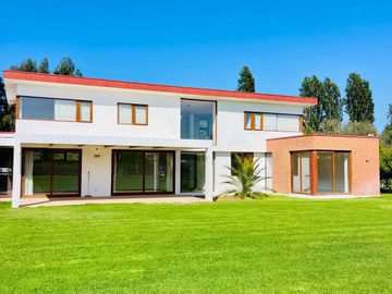 Casa en arriendo  en TALAGANTE