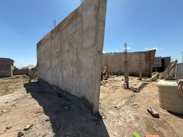 VENTA 3 LOCALES COMERCIALES DOCTA URBANIZACION
