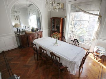 Venta piso 5 ambientes con dependencia!