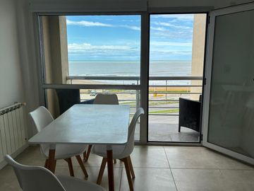 ALQUILER DEPARTAMENTO 2 AMBIENTES FRENTE AL MAR