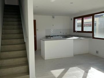 Duplex 3 dormitorios en VENTA - City Bell